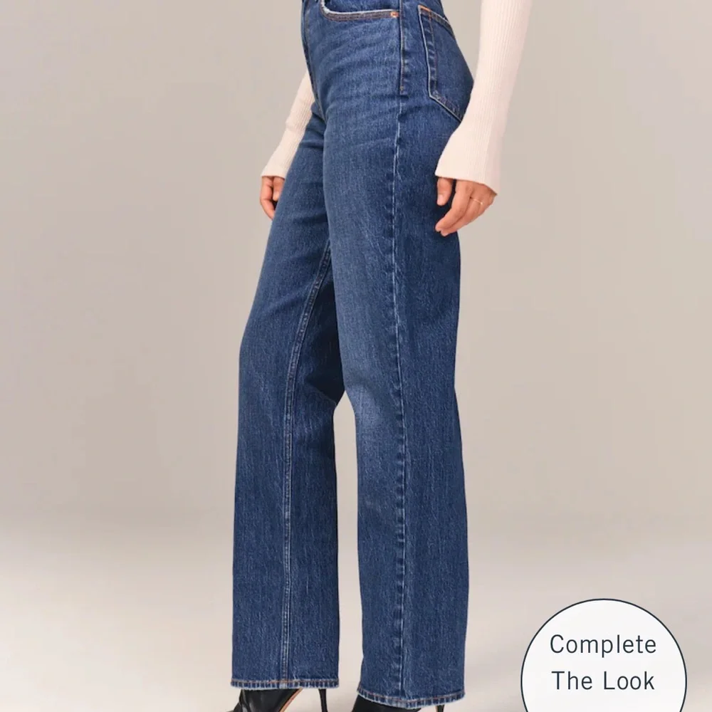 Abercrombie & Fitch Women's Straight Leg Jeans — Medium Blue Denim